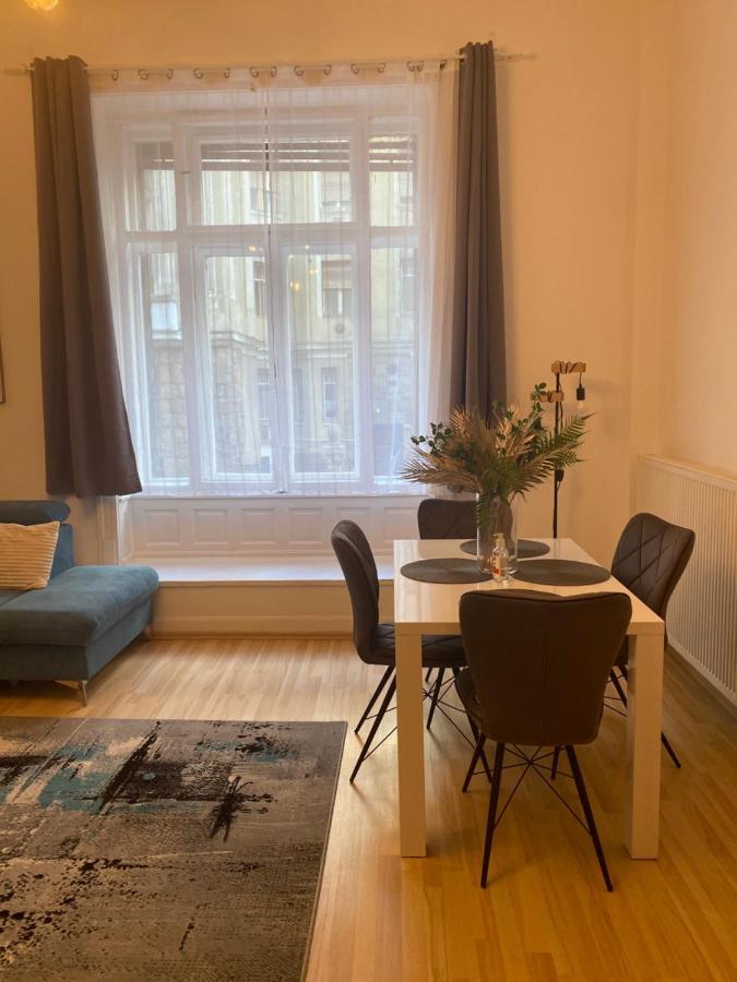 בודפשט Blue Danube Apartment Downtown With Free Parking מראה חיצוני תמונה